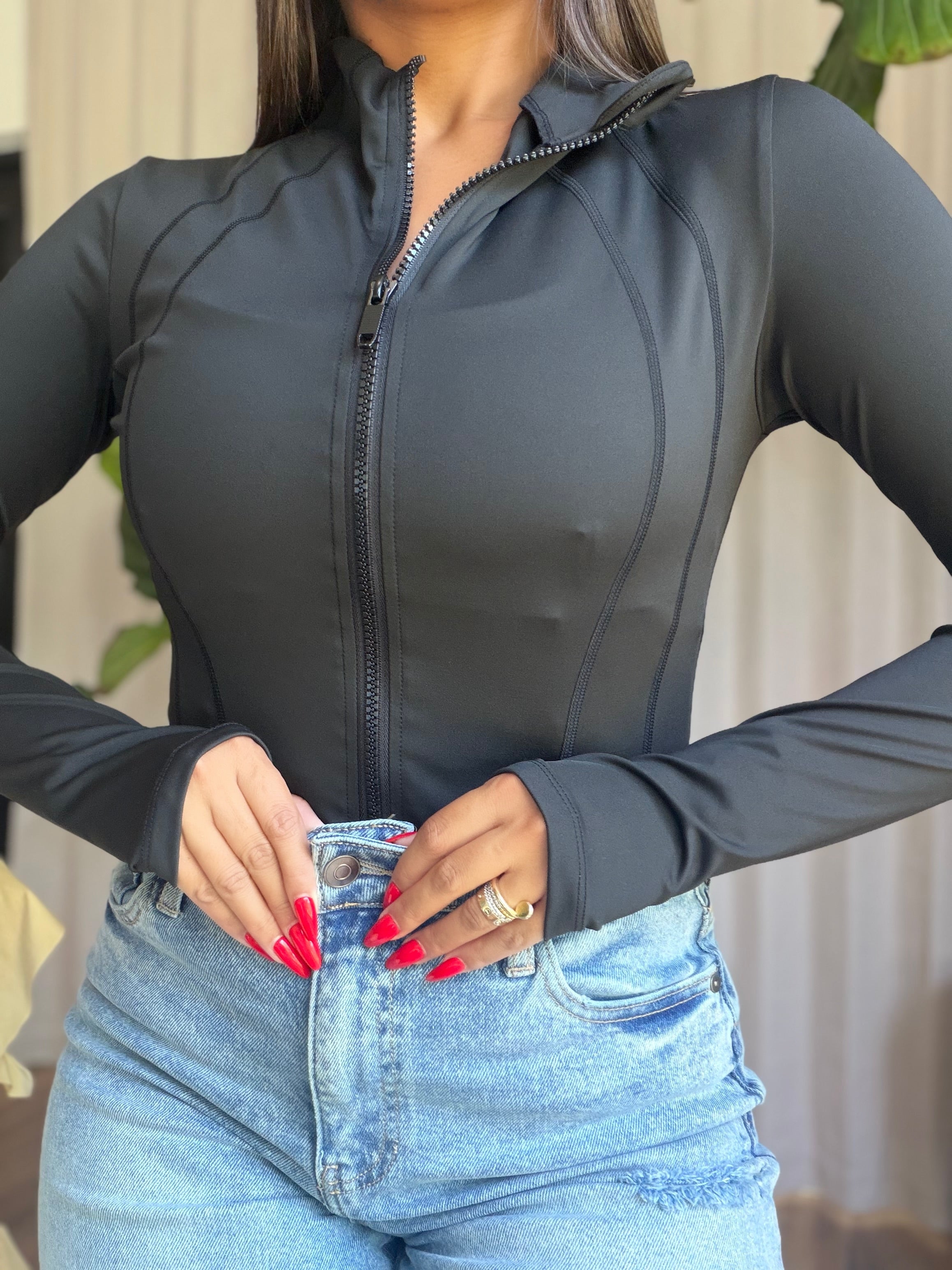 SMALL JACKET COLOR BLACK