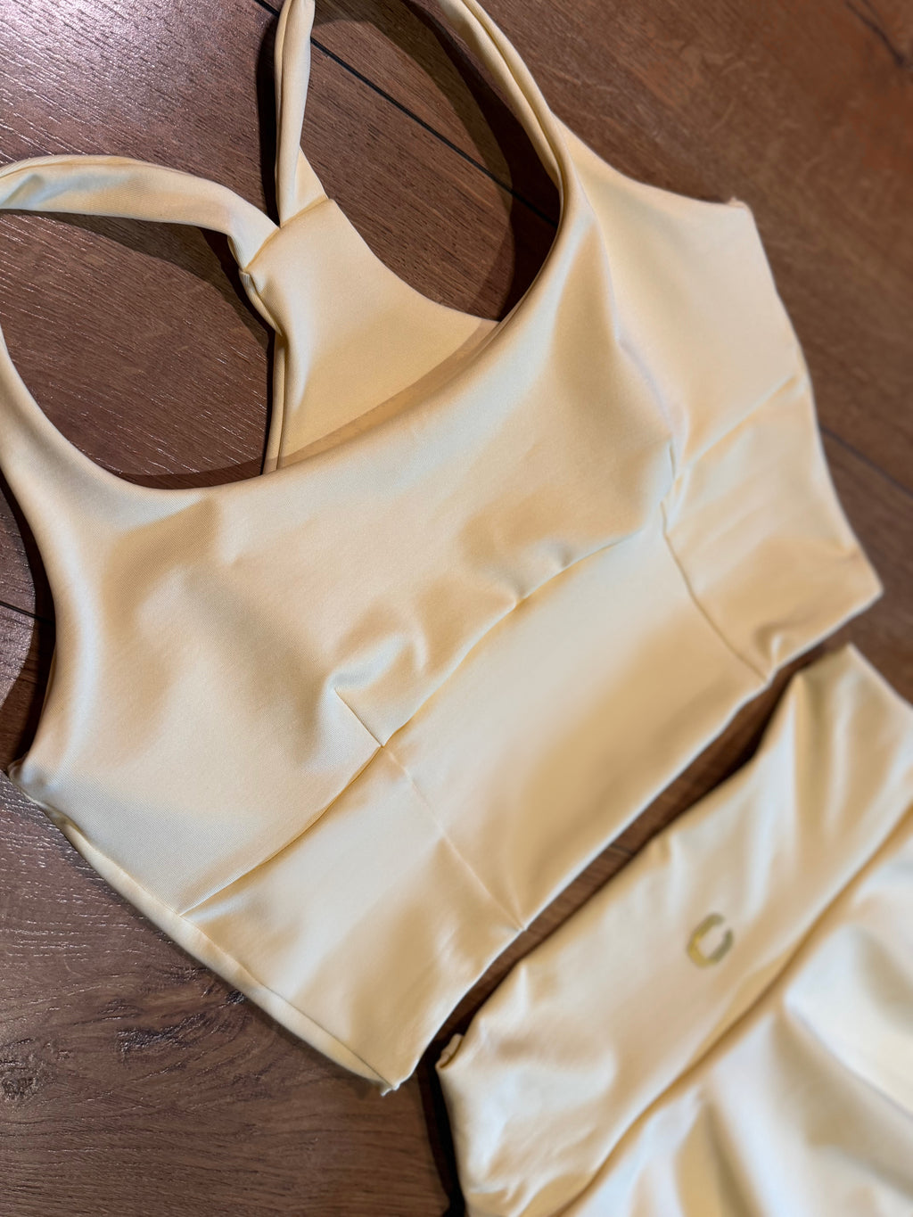 L-XL BASIC SPORTBRA AMRILLO BUTTER